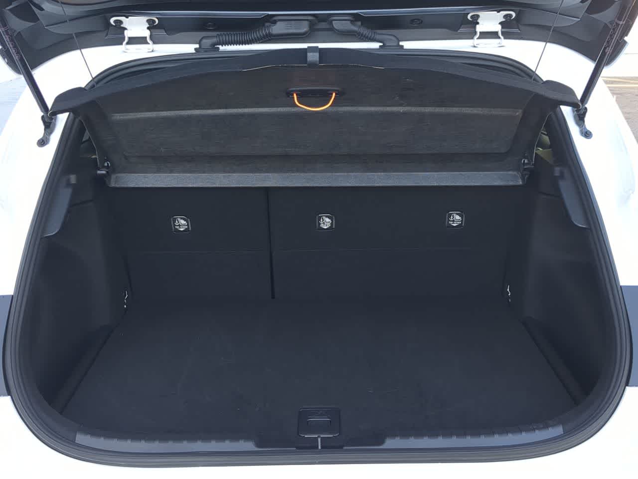 Thumbnail: 2025 Toyota Corolla - 33