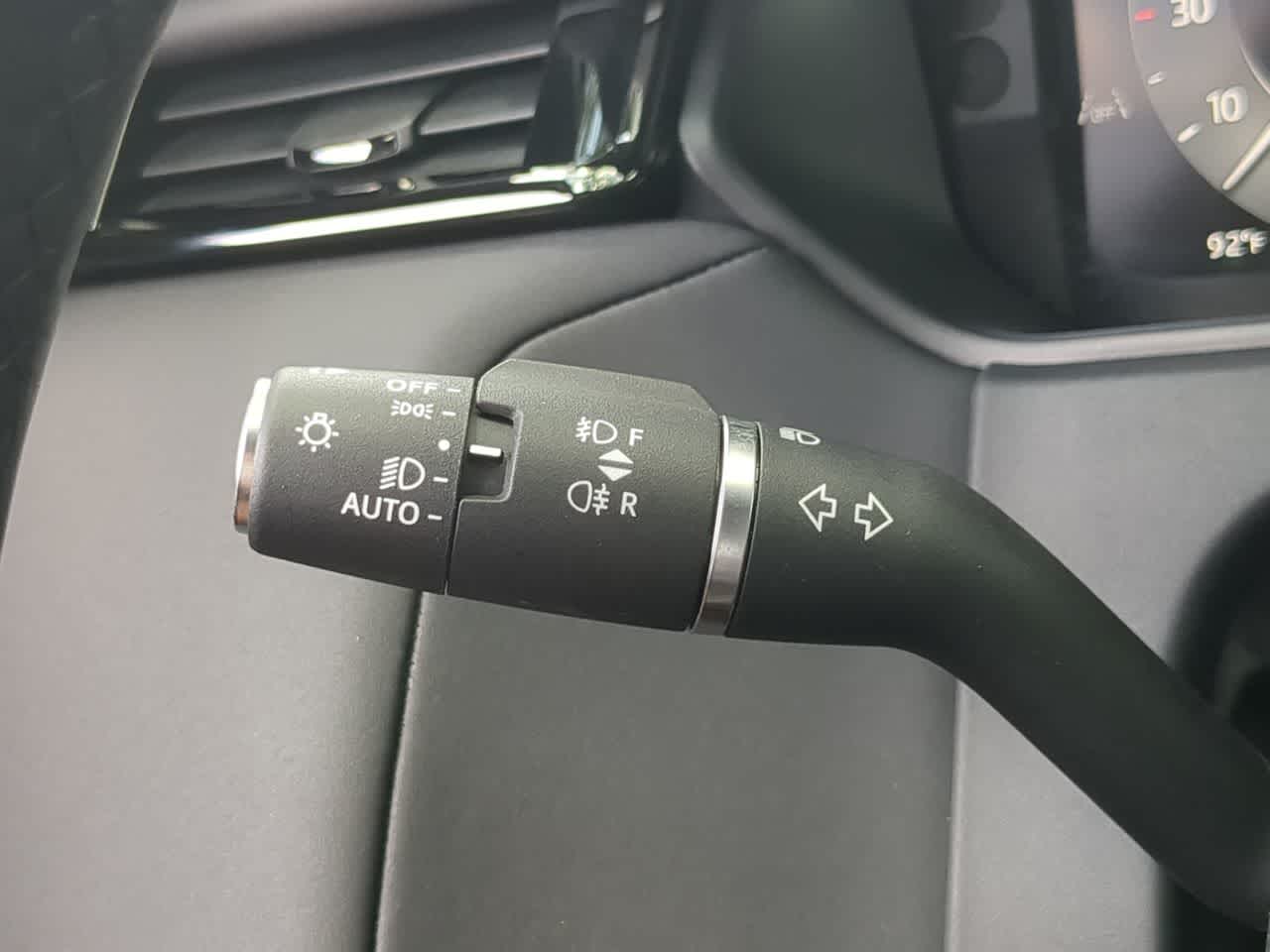Thumbnail: 2026 Land Rover Range Rover Velar - 29