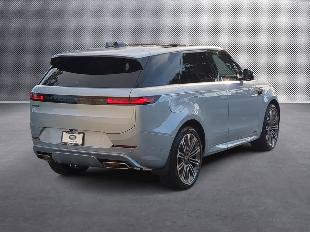 Thumbnail: 2025 Land Rover Range Rover Sport - 8
