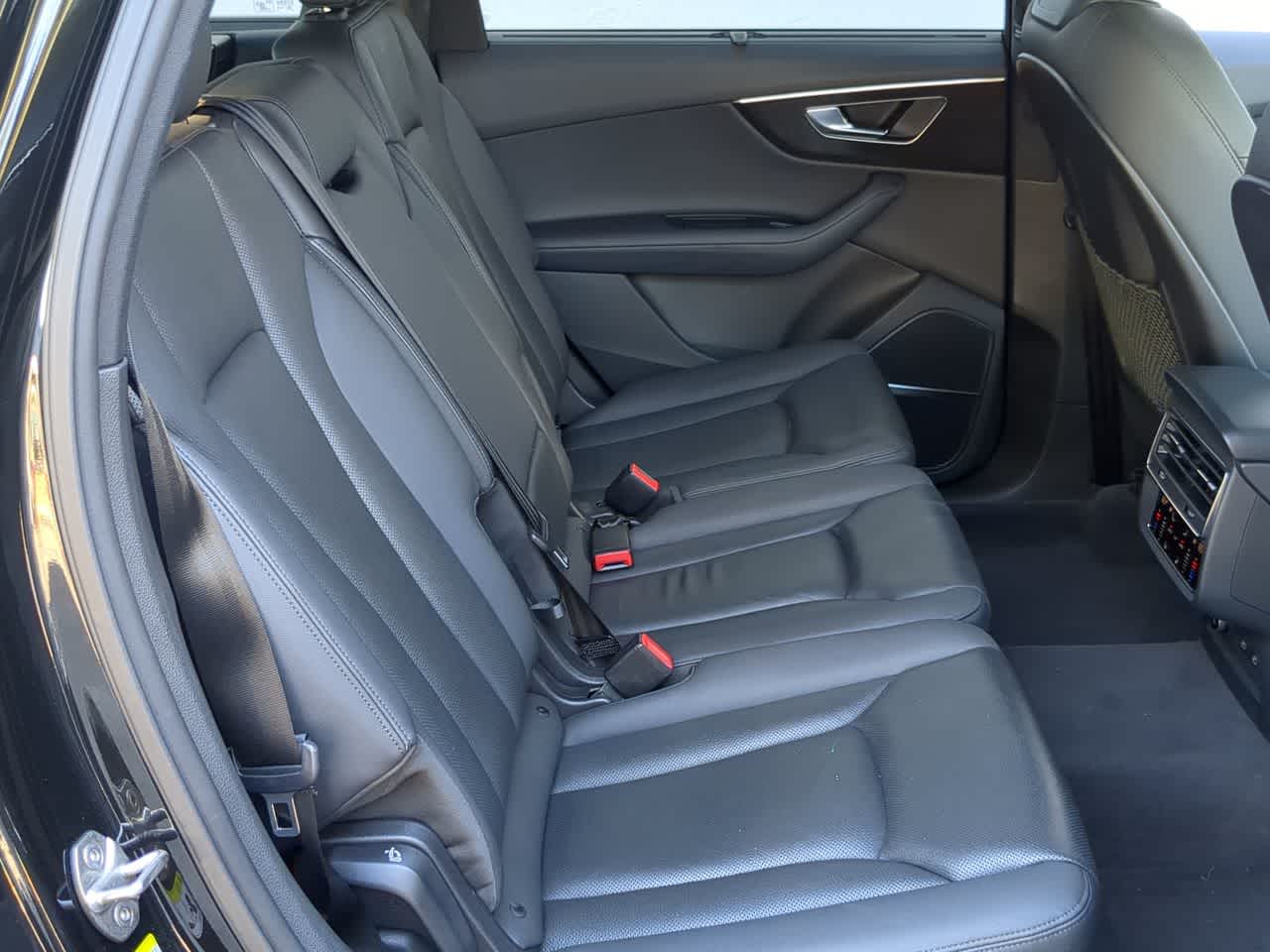 Thumbnail: 2023 Audi Q7 - 20