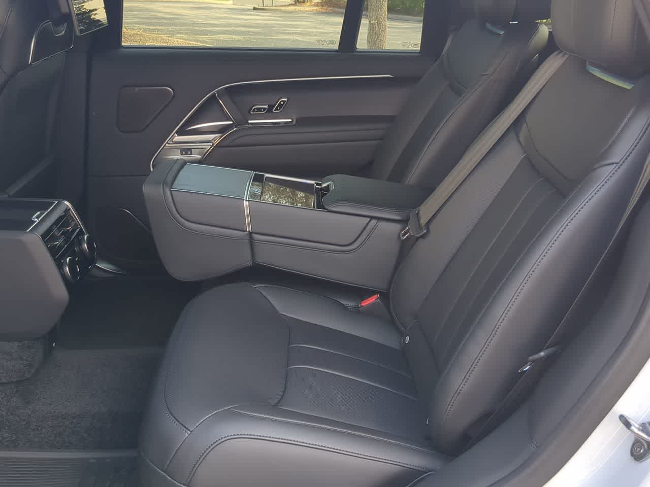 Thumbnail: 2026 Land Rover Range Rover - 21