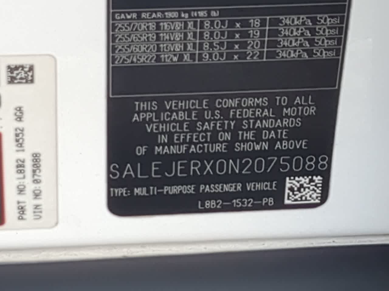 Thumbnail: 2022 Land Rover Defender - 40