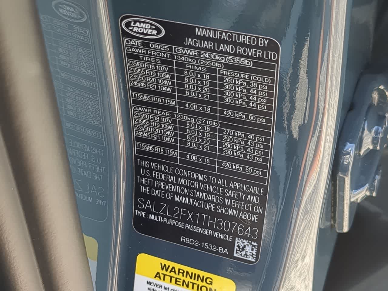 Thumbnail: 2026 Land Rover Range Rover Evoque - 39