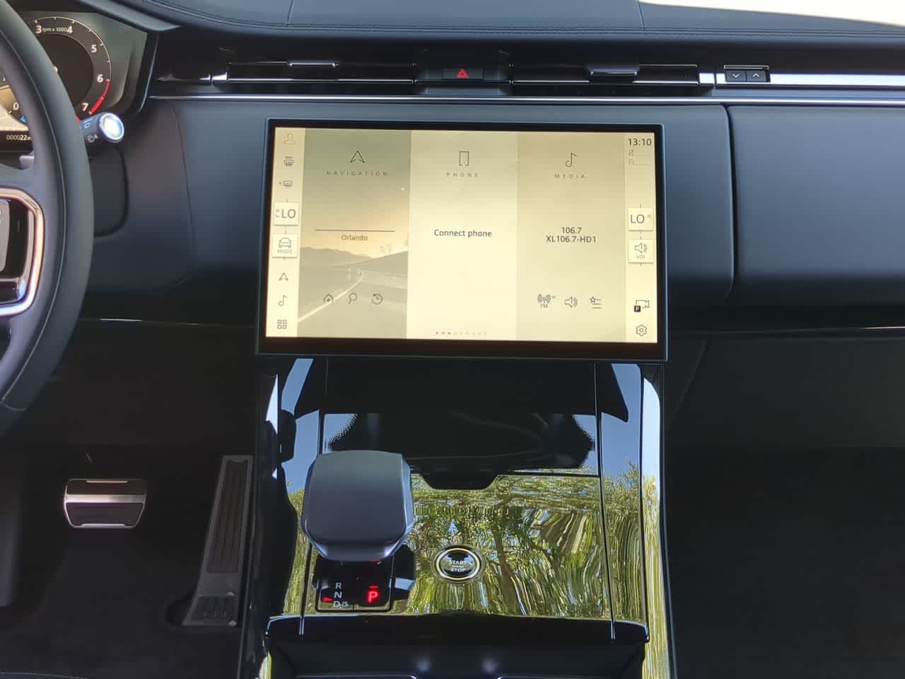 Thumbnail: 2026 Land Rover Range Rover Sport - 30