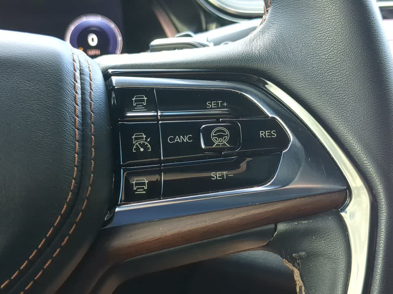 Thumbnail: 2023 Jeep Grand Cherokee - 26