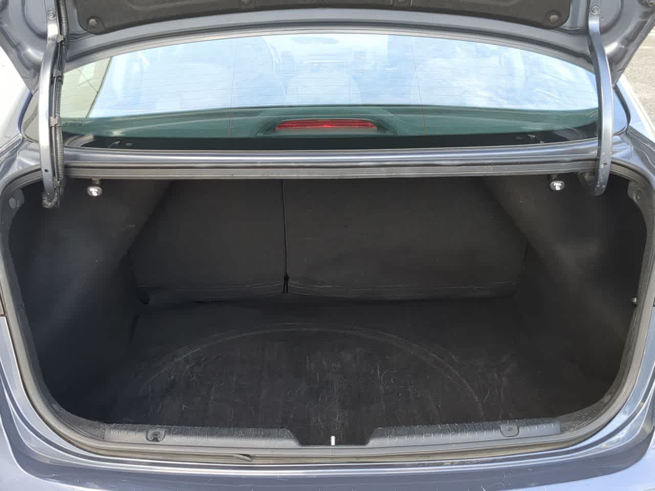 Thumbnail: 2016 Kia Forte - 33