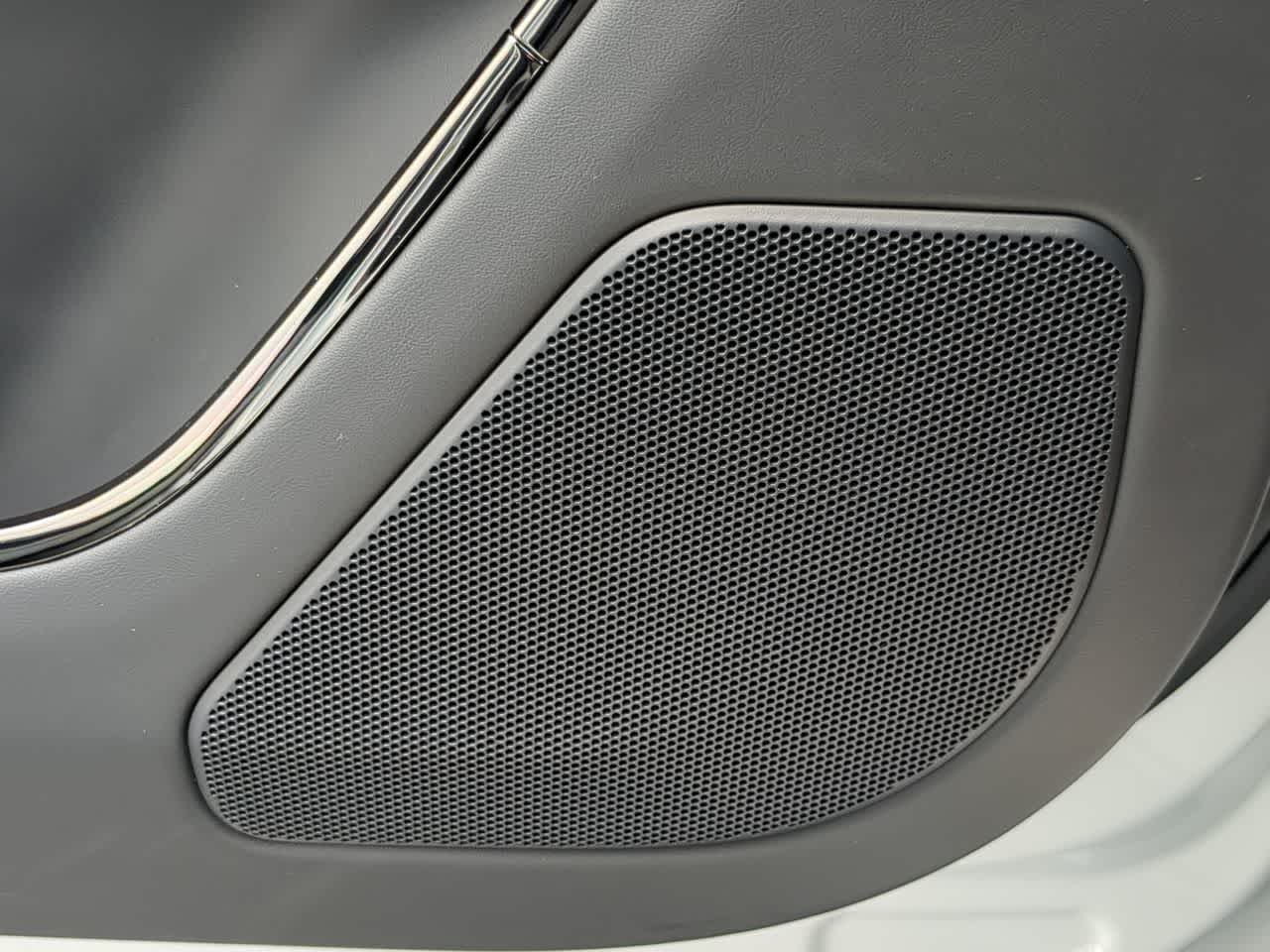 Thumbnail: 2023 Land Rover Range Rover Sport - 31