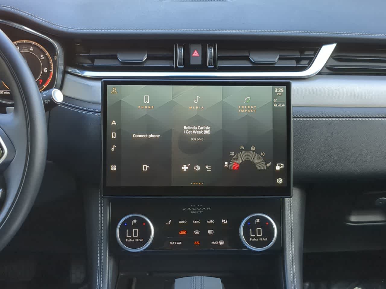 Thumbnail: 2024 Jaguar F-Pace - 29