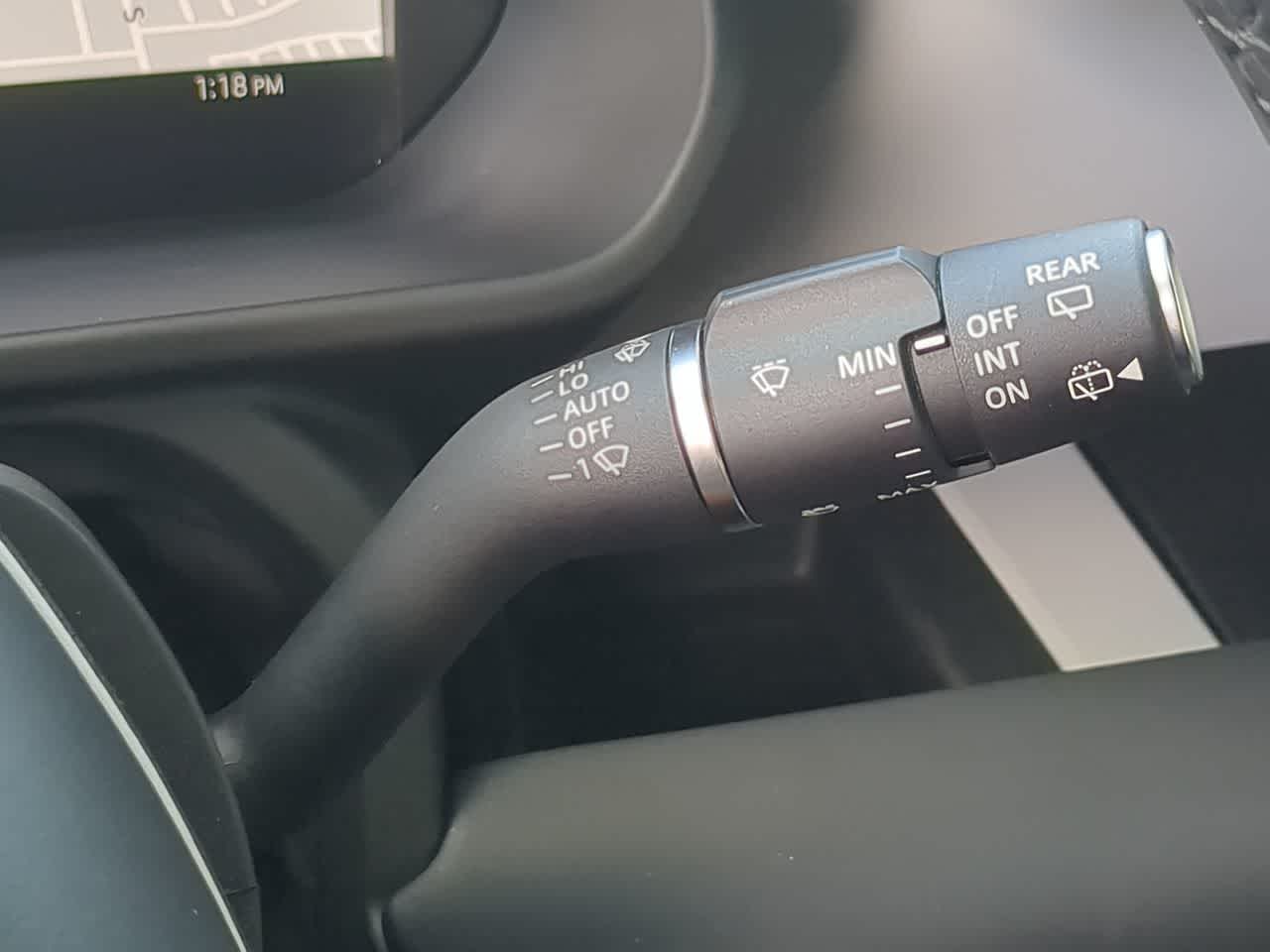 Thumbnail: 2025 Land Rover Defender - 28