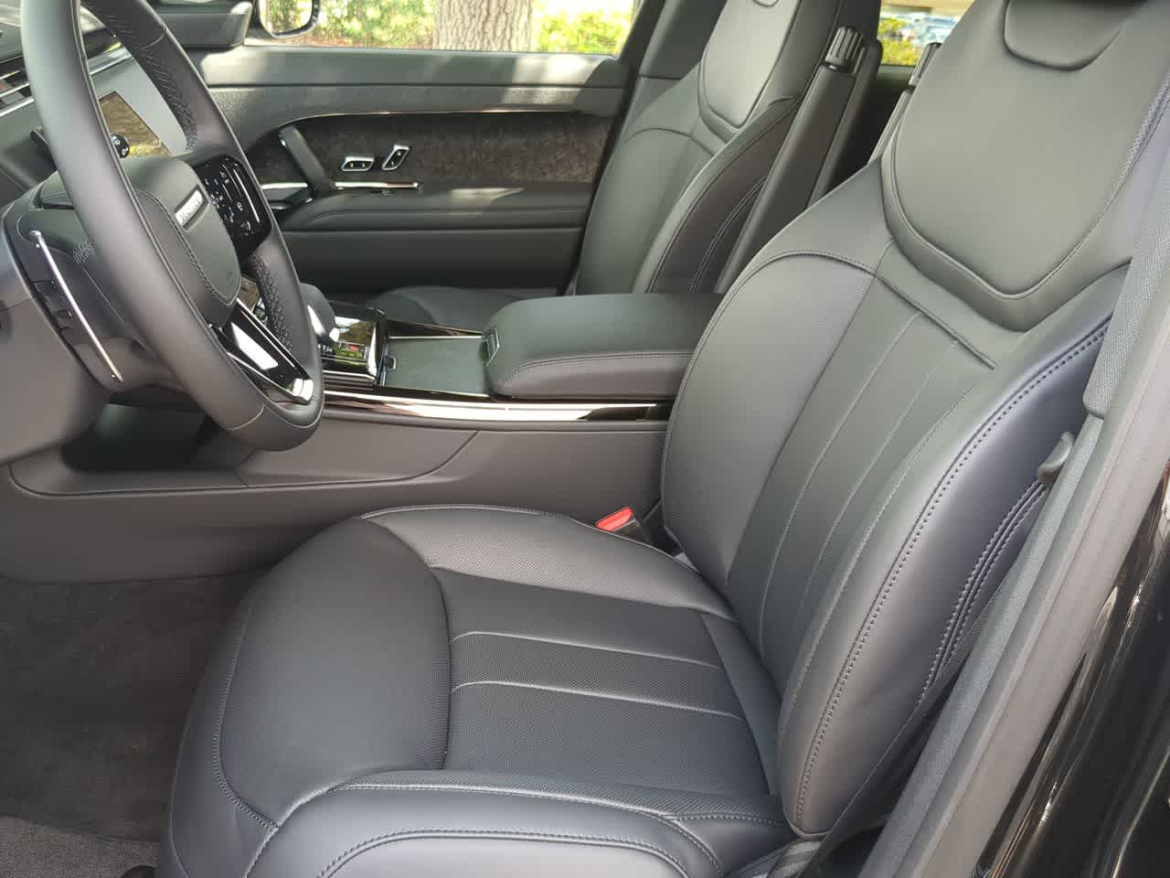 Thumbnail: 2026 Land Rover Range Rover Sport - 17