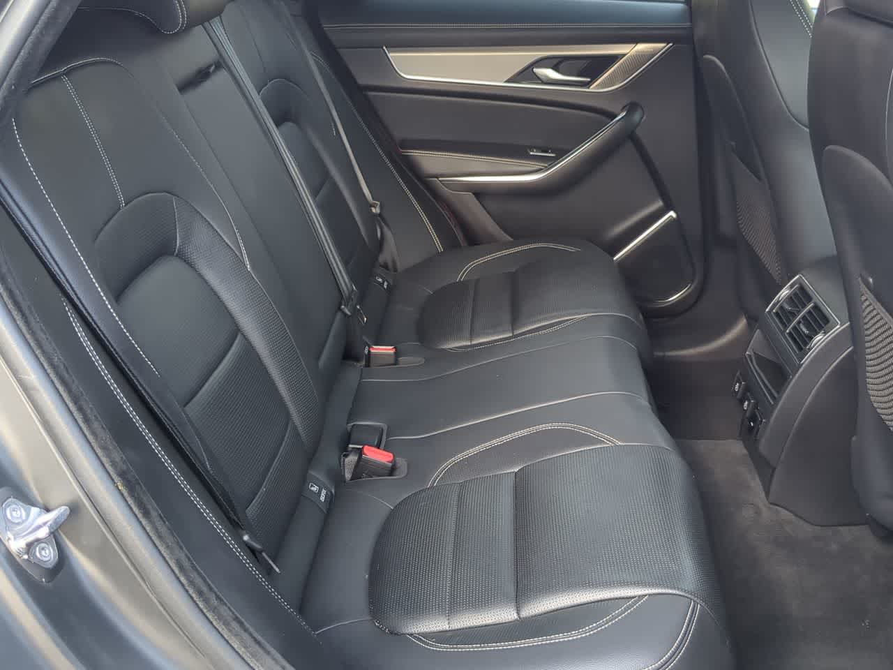 Thumbnail: 2024 Jaguar F-Pace - 21