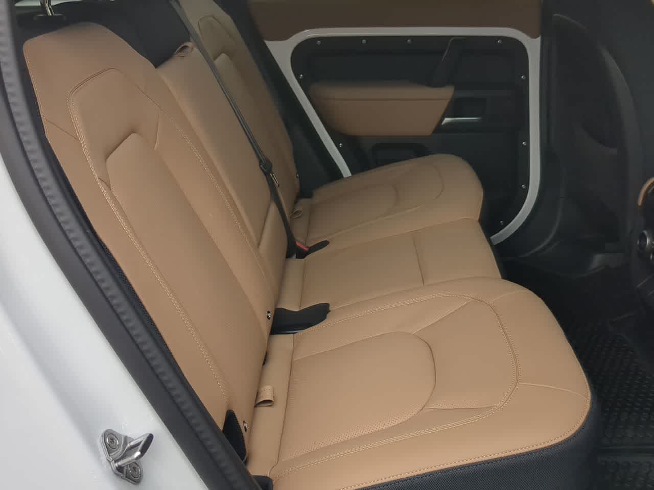 Thumbnail: 2025 Land Rover Defender - 22