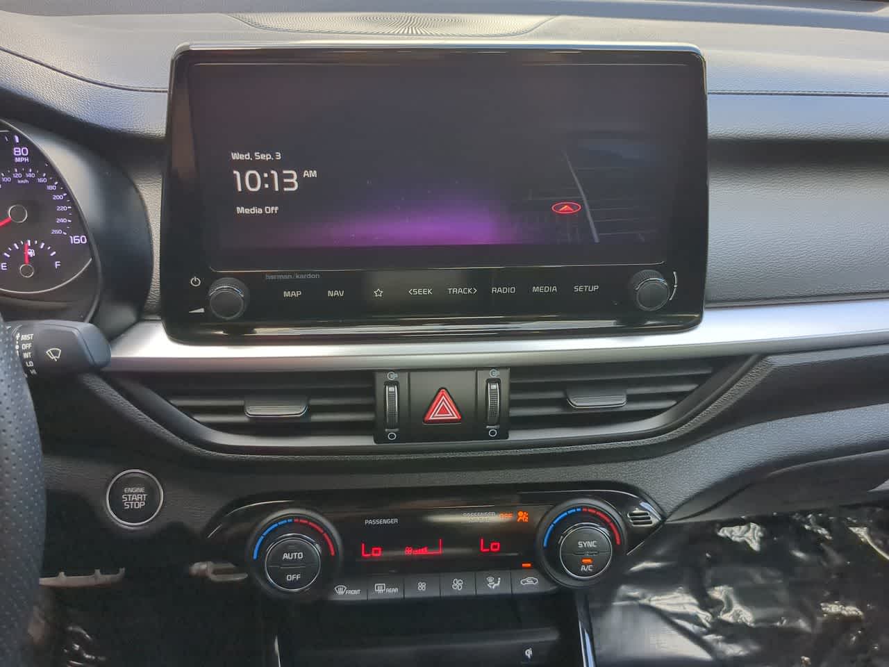 Thumbnail: 2023 Kia Forte - 30