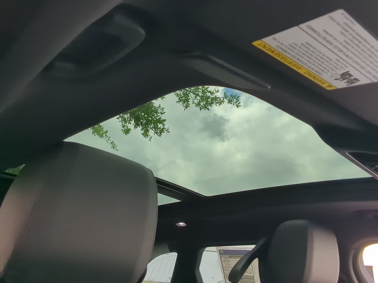 Thumbnail: 2026 Land Rover Range Rover Velar - 20