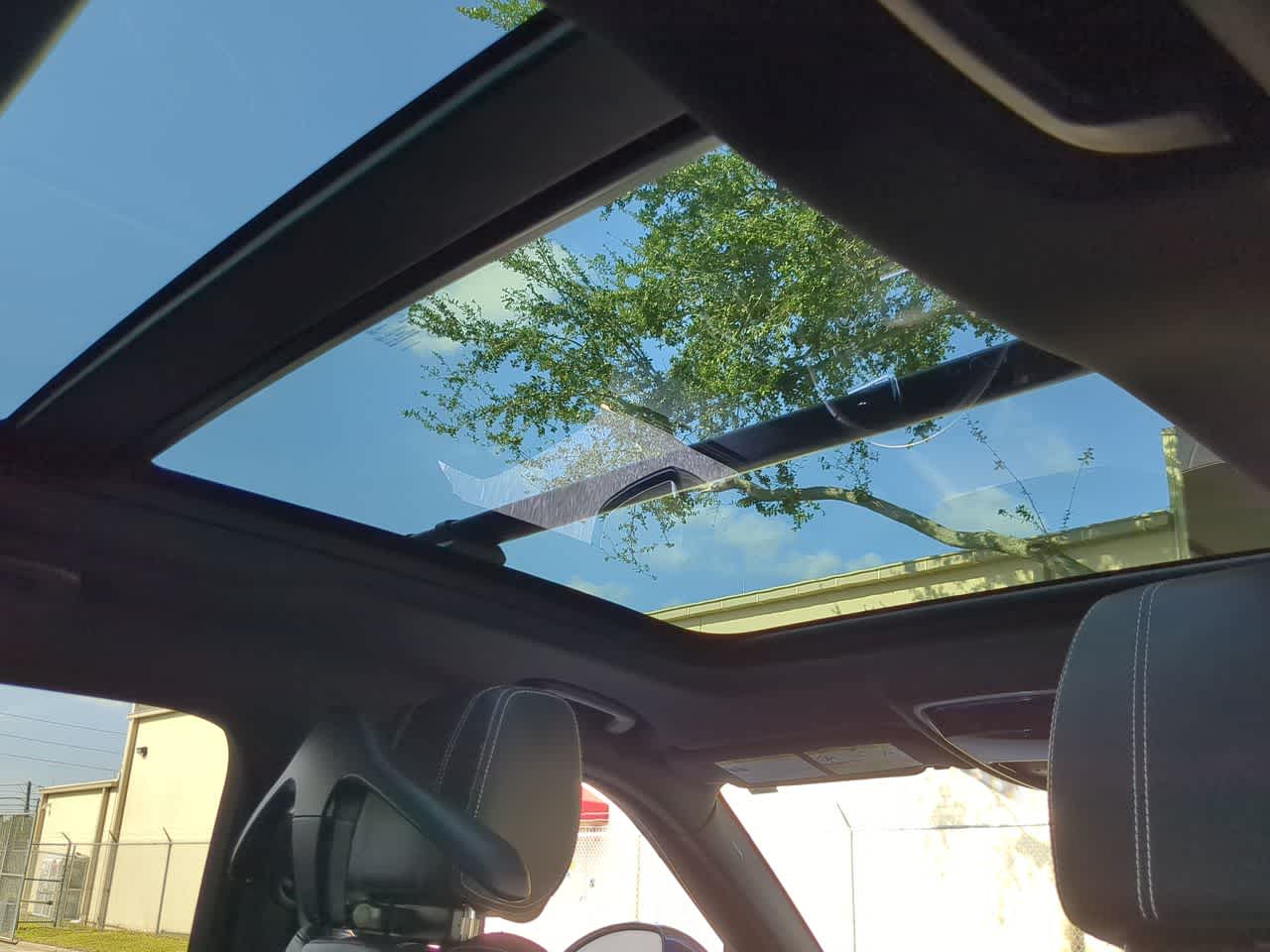 Thumbnail: 2019 Land Rover Range Rover Velar - 21