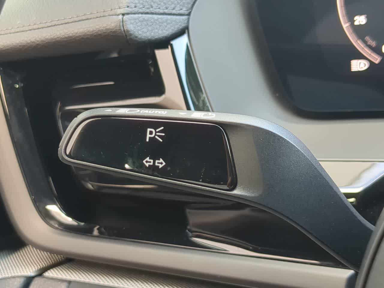 Thumbnail: 2025 Porsche Panamera - 29