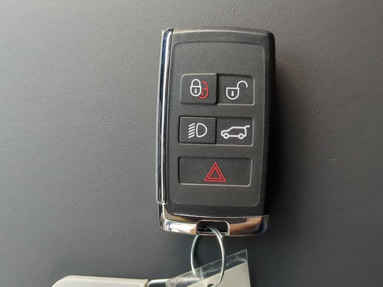 Thumbnail: 2026 Land Rover Range Rover Sport - 38