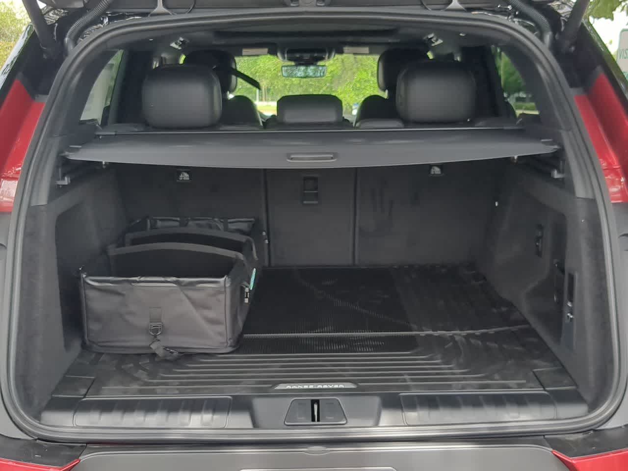 Thumbnail: 2026 Land Rover Range Rover Sport - 37