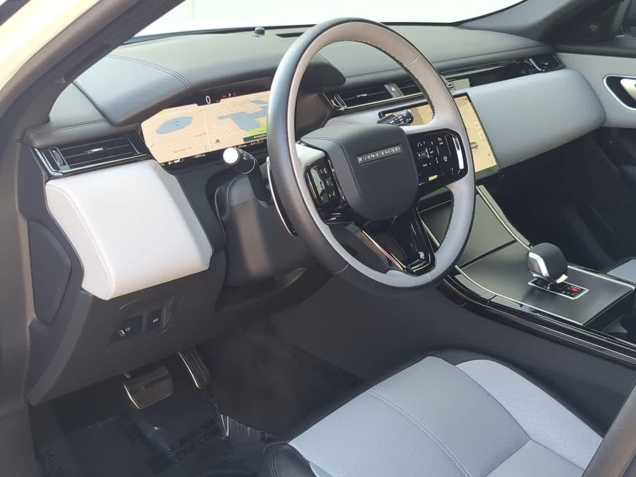 Thumbnail: 2026 Land Rover Range Rover Velar - 10