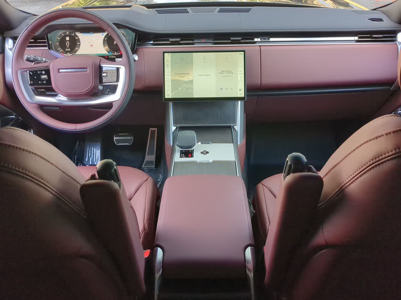 Thumbnail: 2025 Land Rover Range Rover - 15