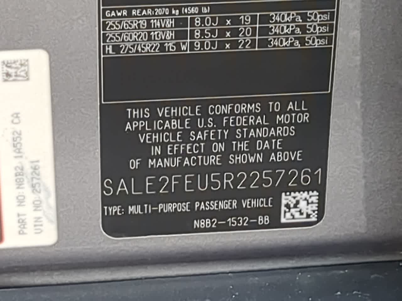 Thumbnail: 2024 Land Rover Defender - 36