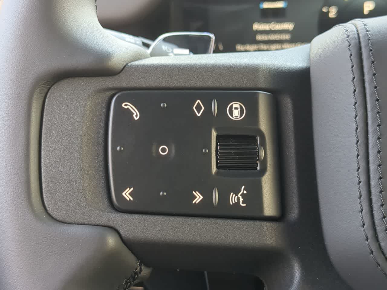 Thumbnail: 2026 Land Rover Defender - 26