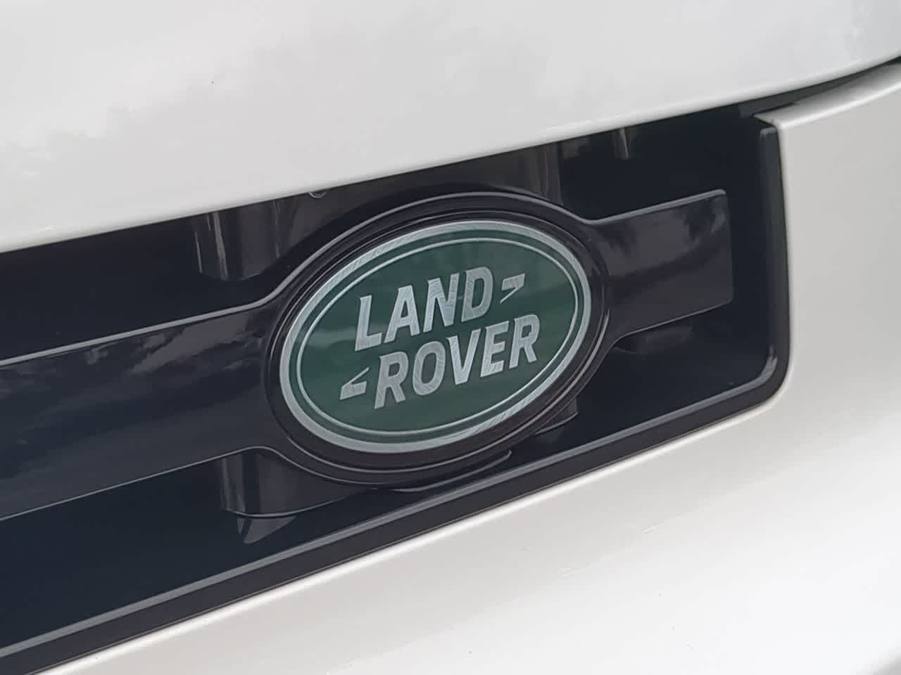 Thumbnail: 2025 Land Rover Defender - 12