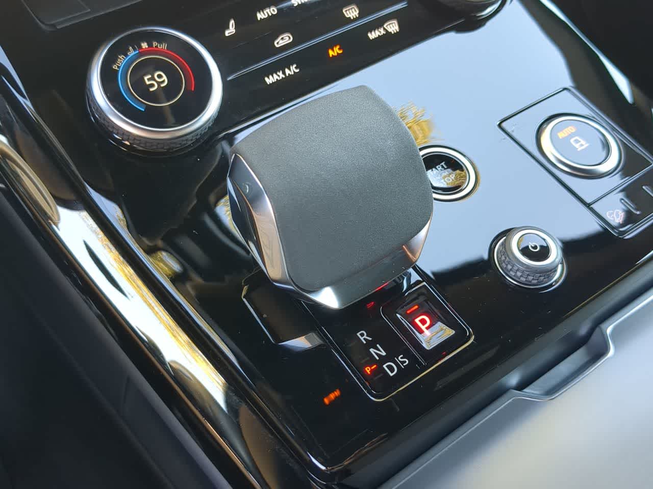 Thumbnail: 2023 Land Rover Range Rover Sport - 34