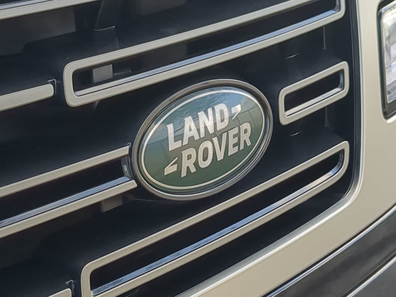 Thumbnail: 2025 Land Rover Range Rover - 12
