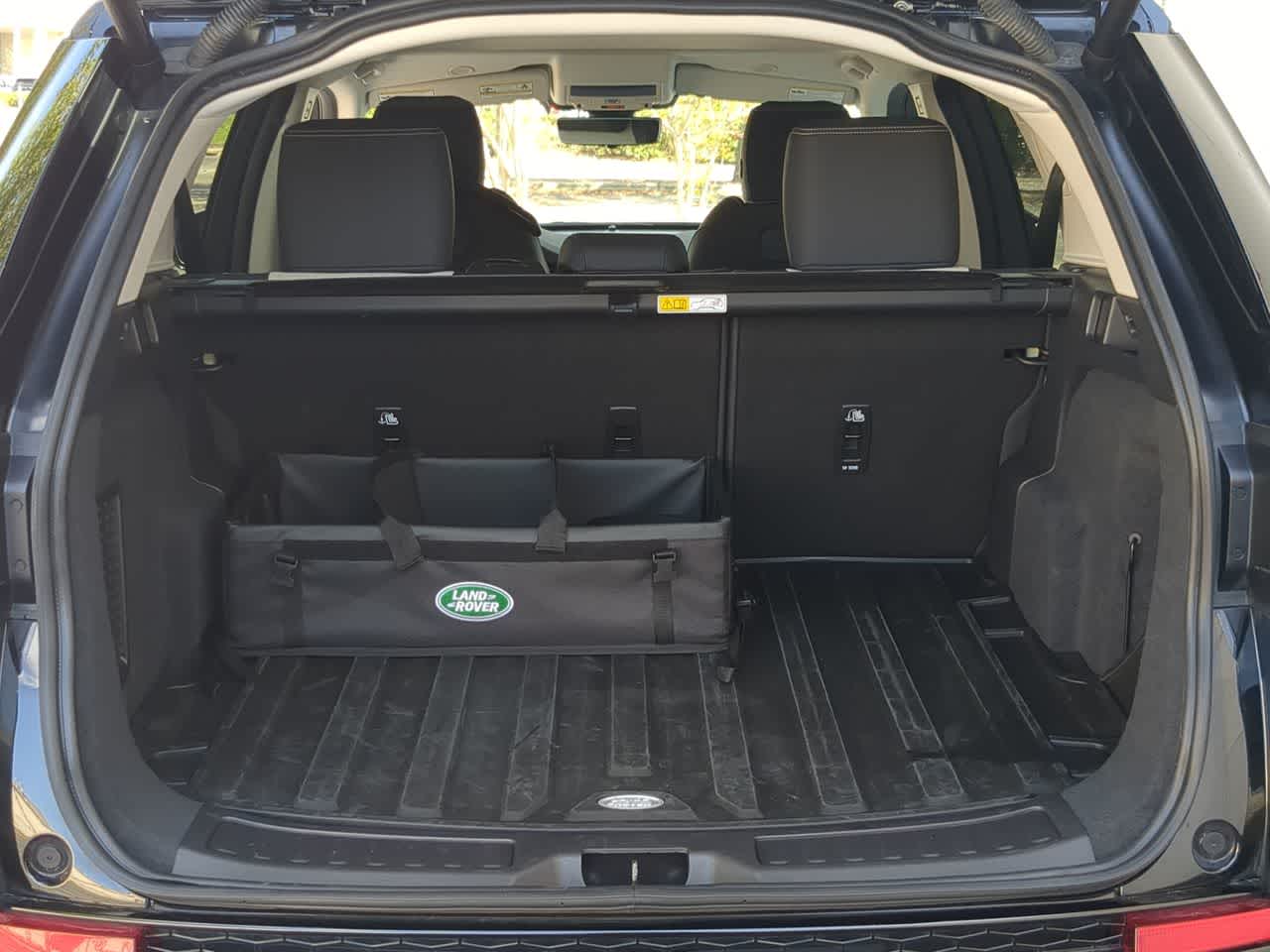 Thumbnail: 2025 Land Rover Discovery Sport - 37