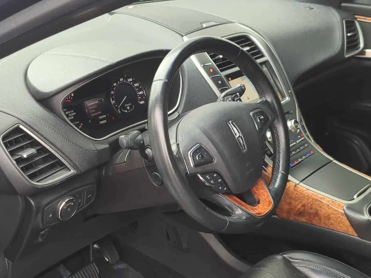 Thumbnail: 2017 Lincoln MKX - 9