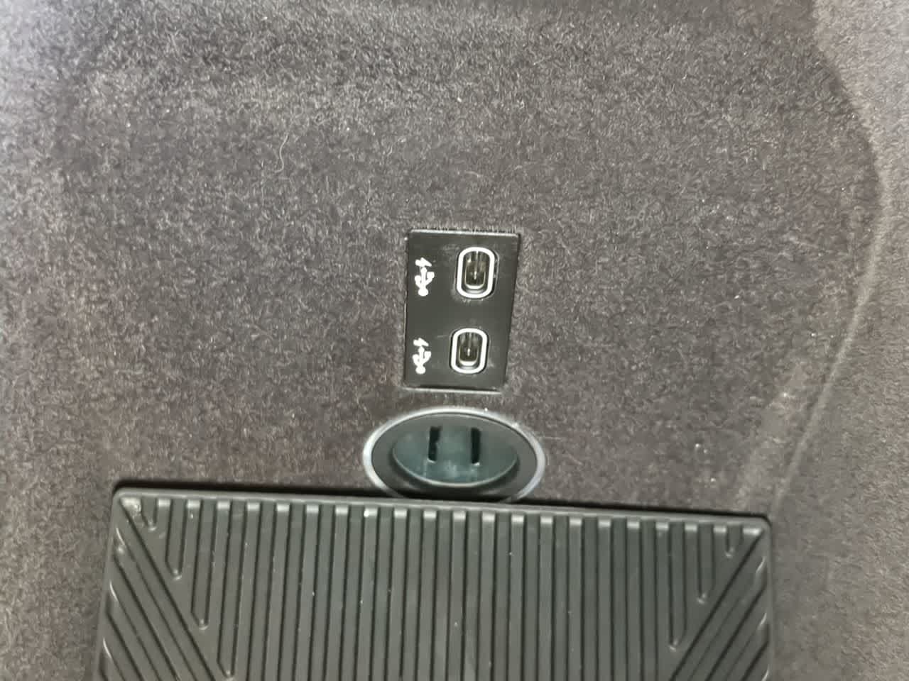 Thumbnail: 2023 BMW 7 Series - 34