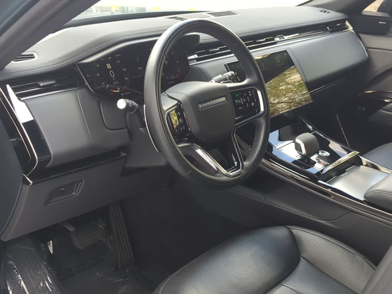 Thumbnail: 2025 Land Rover Range Rover Sport - 10