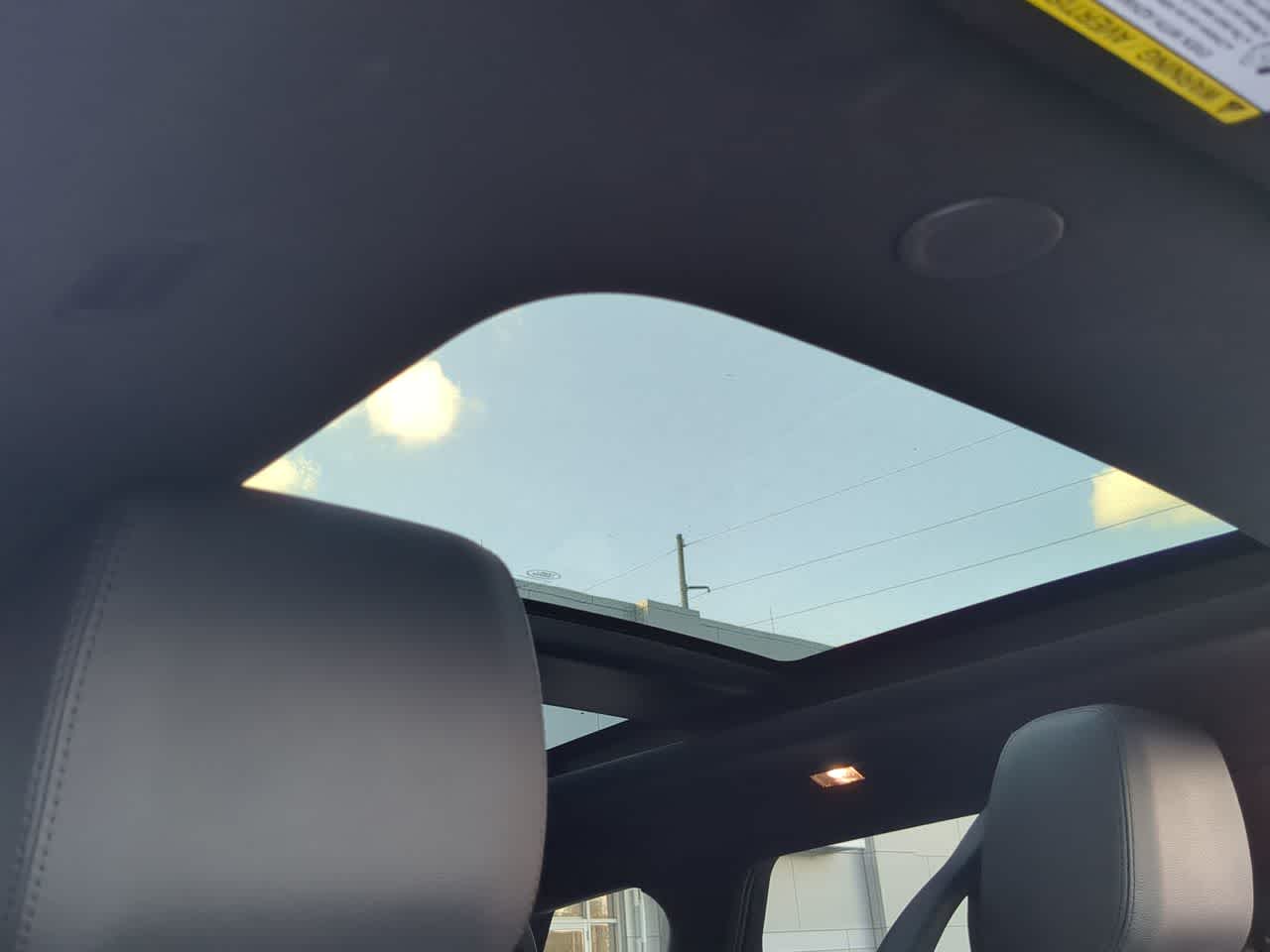 Thumbnail: 2024 Land Rover Range Rover Evoque - 19