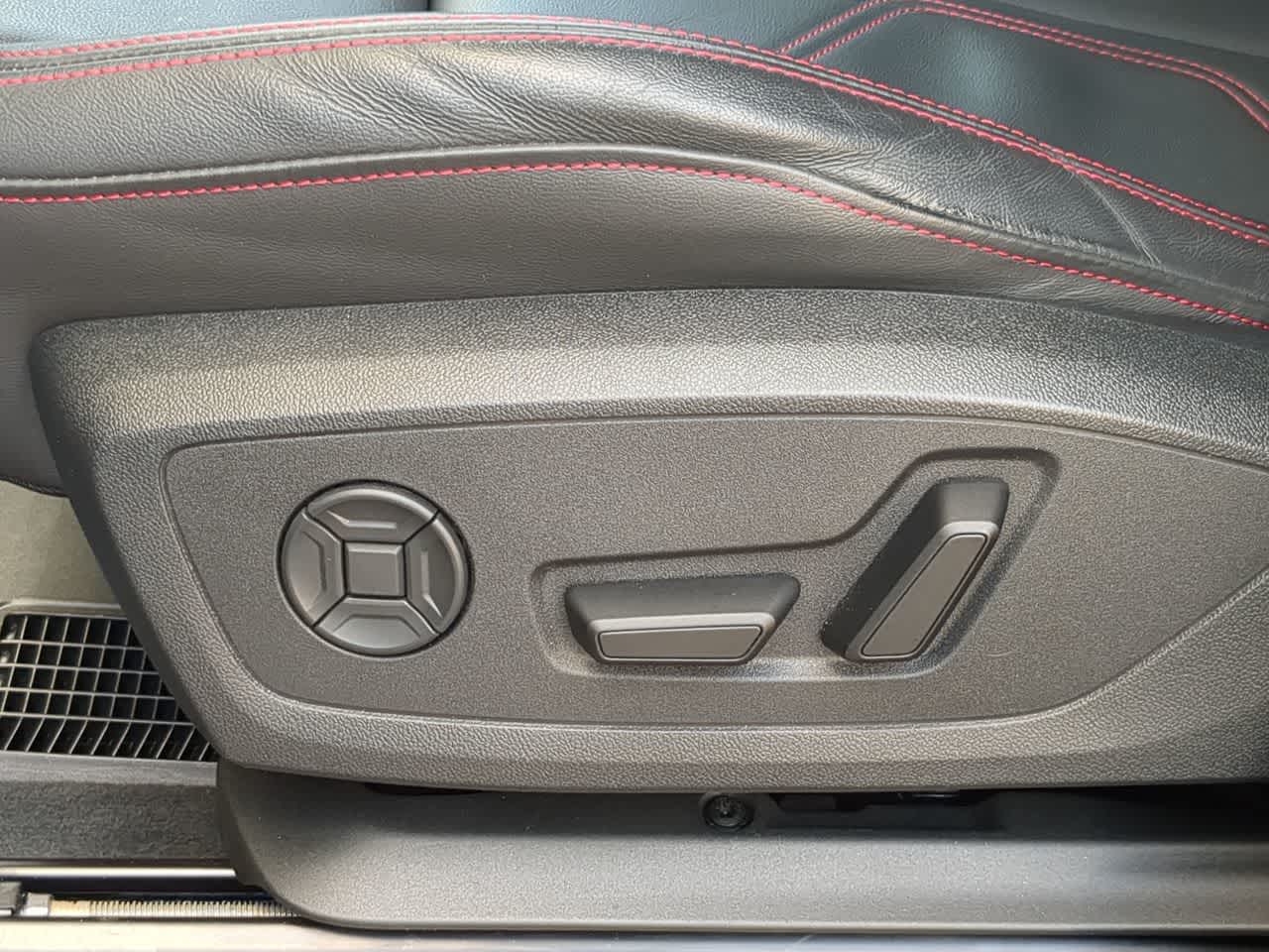 Thumbnail: 2025 Audi Q3 - 17