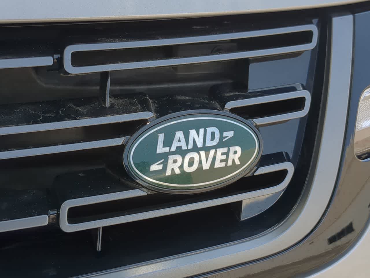 Thumbnail: 2025 Land Rover Range Rover Evoque - 12