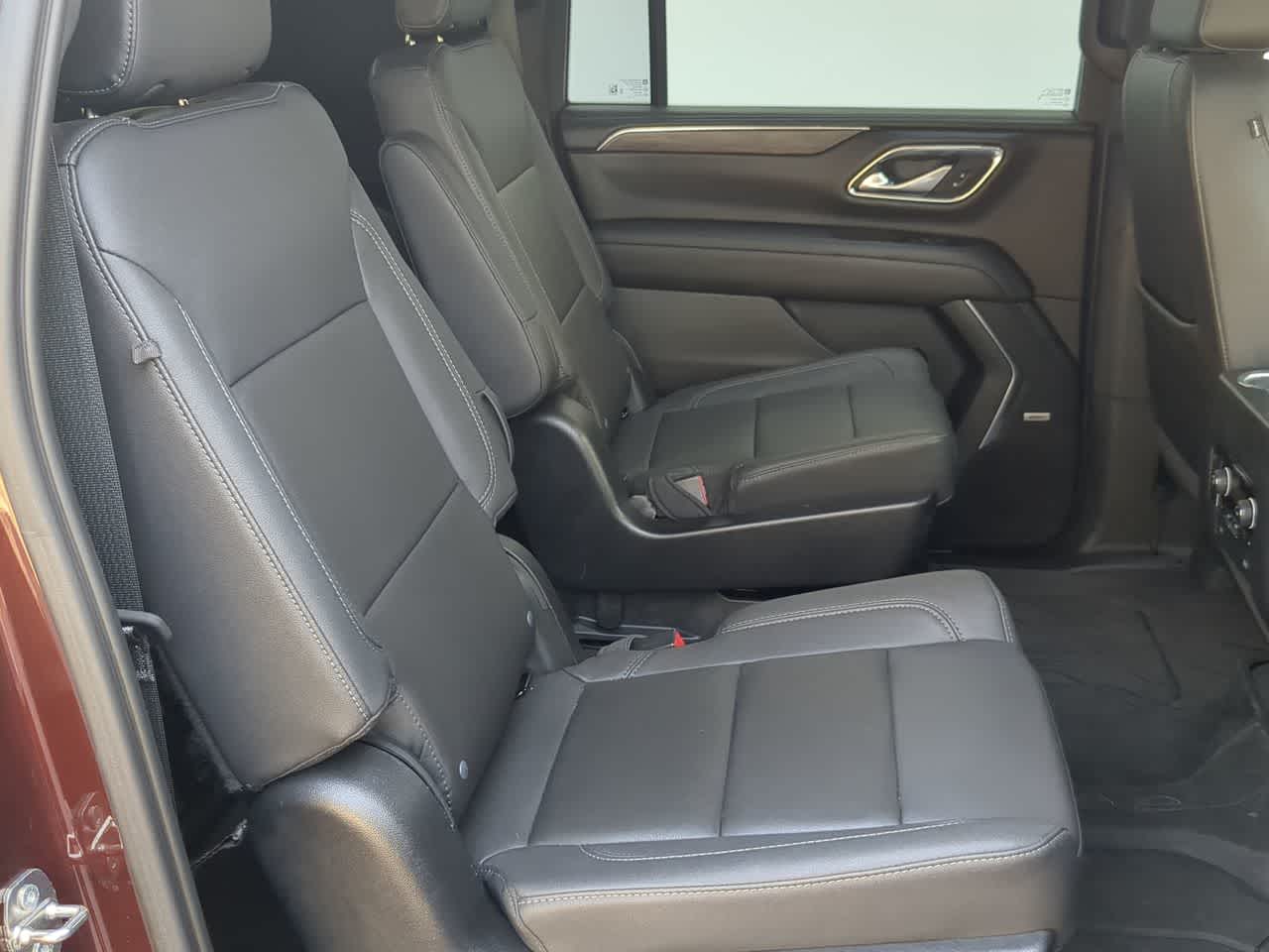 Thumbnail: 2023 Chevrolet Suburban - 18