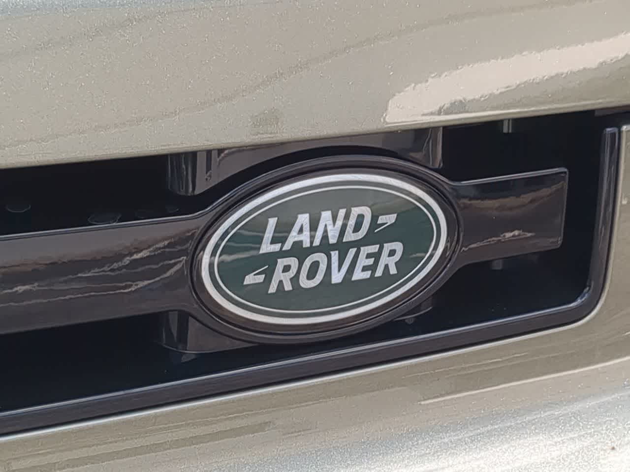 Thumbnail: 2025 Land Rover Defender - 12