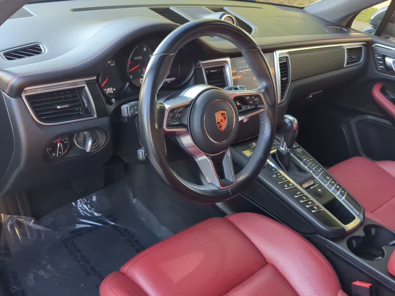 Thumbnail: 2018 Porsche Macan - 10