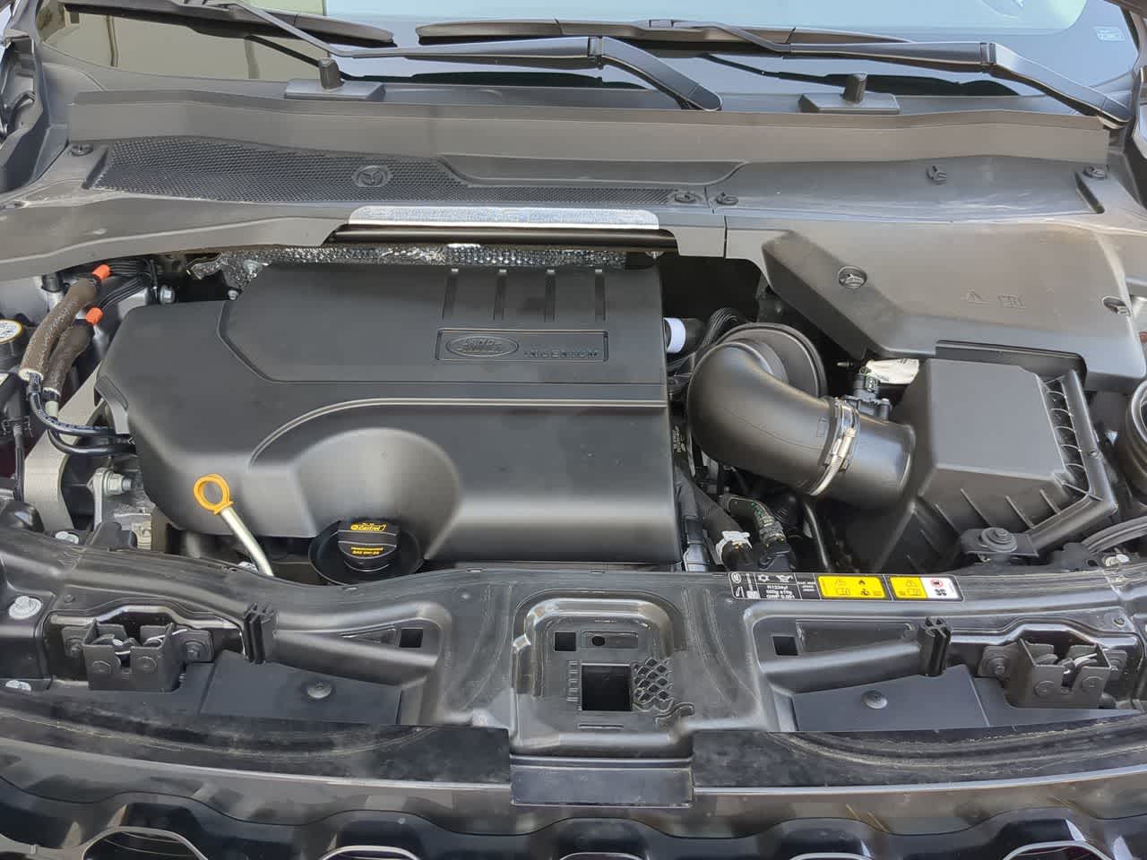 Thumbnail: 2025 Land Rover Discovery Sport - 15