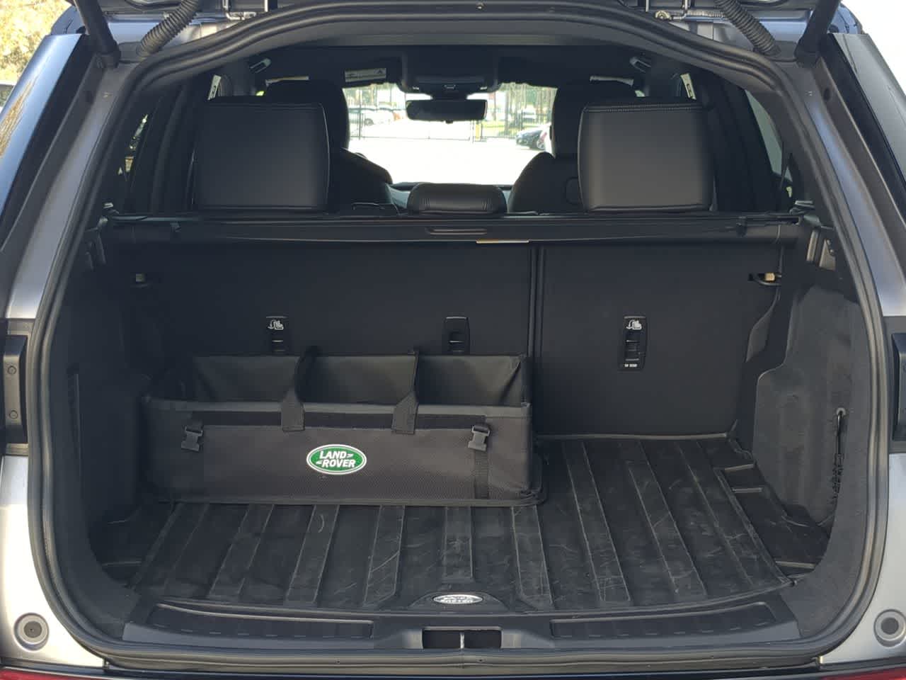 Thumbnail: 2025 Land Rover Discovery Sport - 37