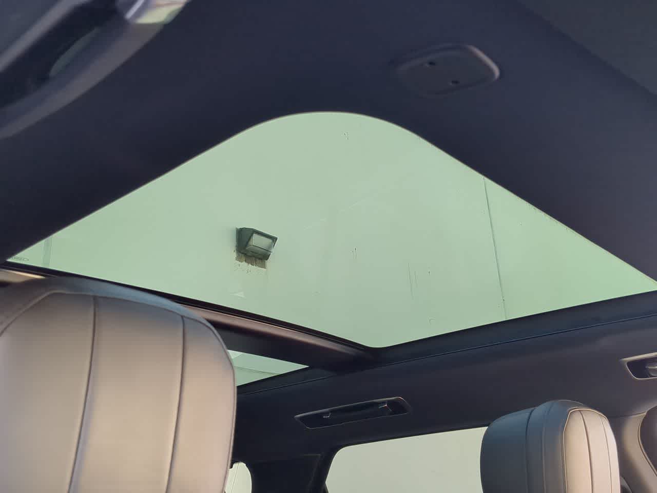 Thumbnail: 2025 Land Rover Range Rover Sport - 20