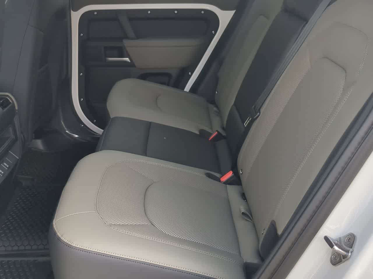 Thumbnail: 2026 Land Rover Defender - 20