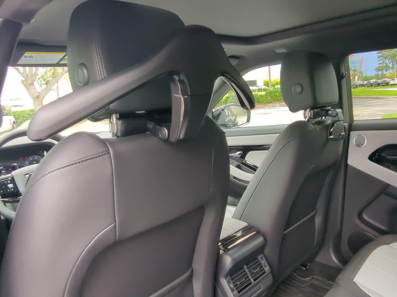Thumbnail: 2026 Land Rover Range Rover Evoque - 19