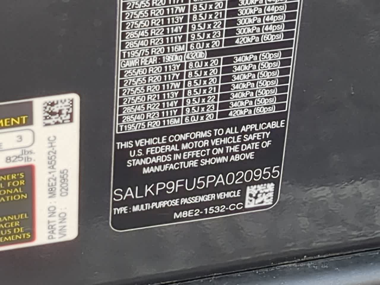 Thumbnail: 2023 Land Rover Range Rover - 37