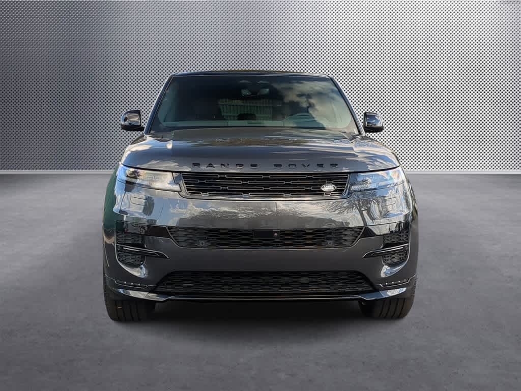 2025 Land Rover Range Rover Sport SE photo 3