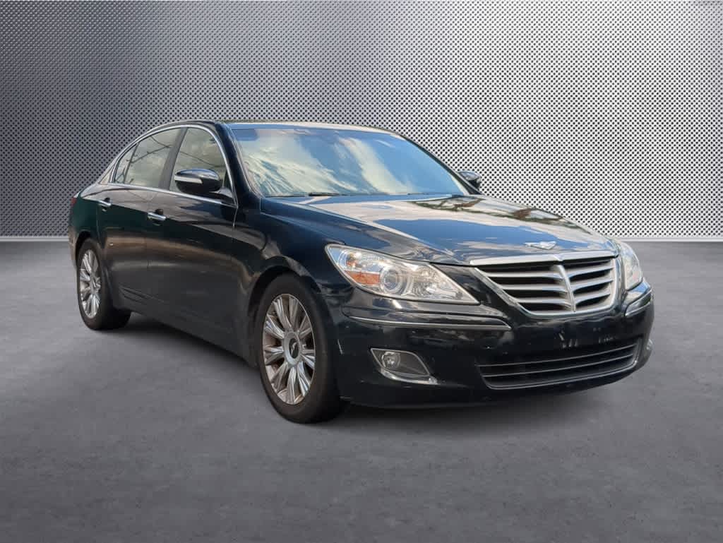 Thumbnail: 2010 Hyundai Genesis - 2