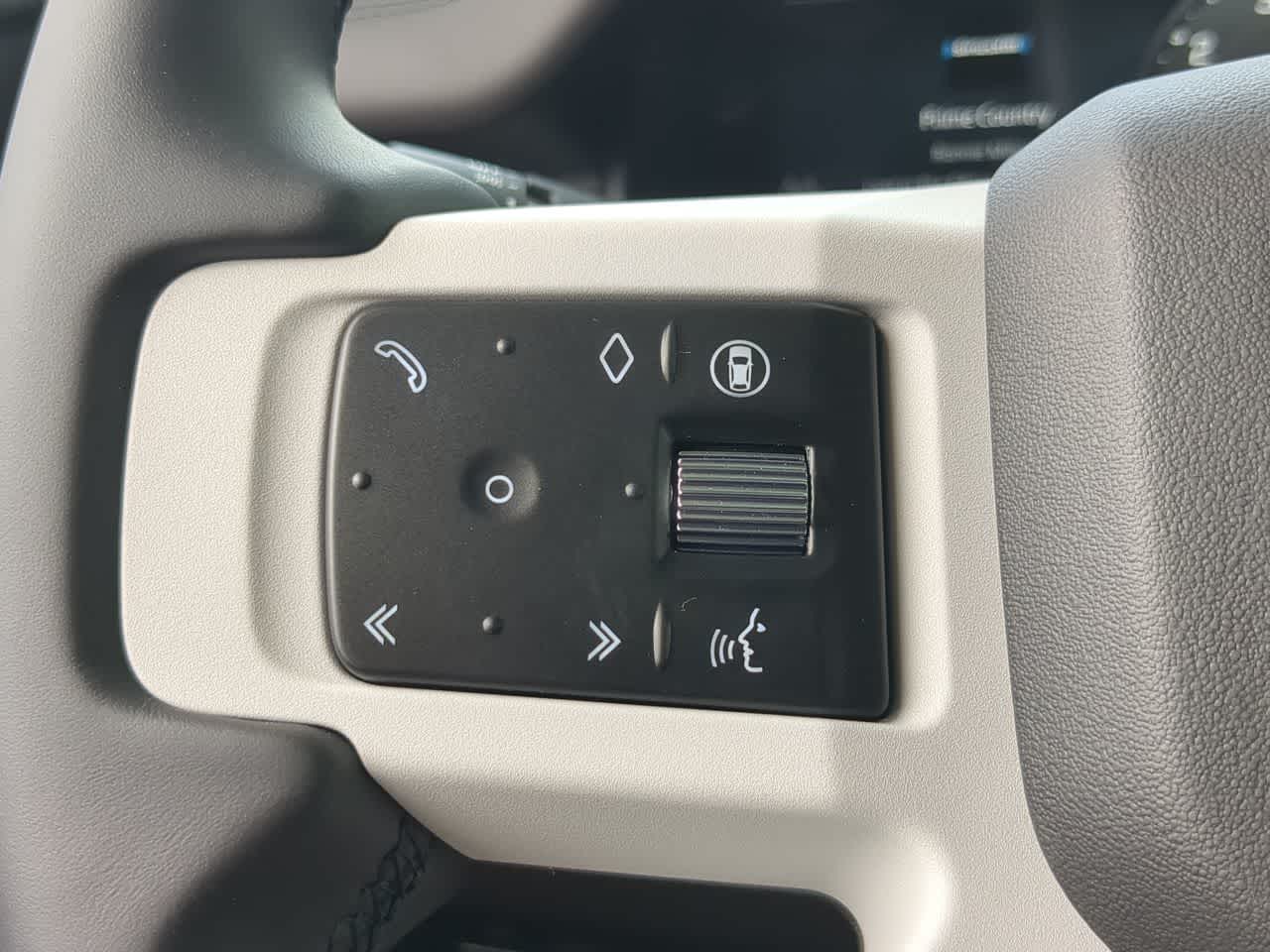 Thumbnail: 2026 Land Rover Defender - 26