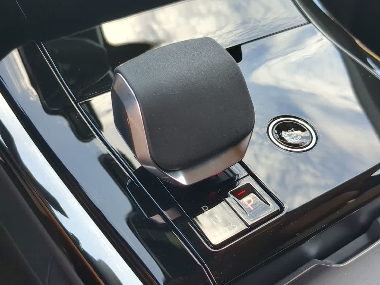 Thumbnail: 2026 Land Rover Range Rover Sport - 34