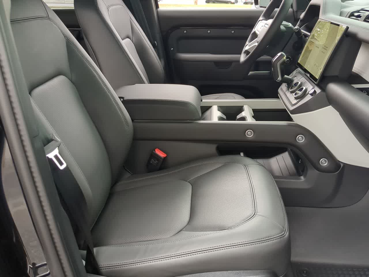 Thumbnail: 2026 Land Rover Defender - 24